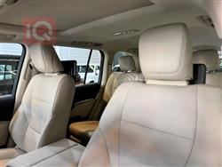 تۆیۆتا لاند کروزەر